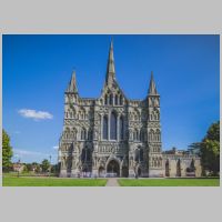 Salisbury Cathedral, Chauhan.shweta14, photo Diliff, Wikipedia.jpg